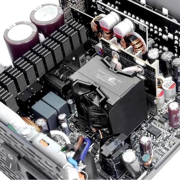 Блок питания Thermaltake Toughpower iRGB Plus ( DIGITAL) 750 Вт, retail, черный, [ps-tpi-0750f3fdge-1]